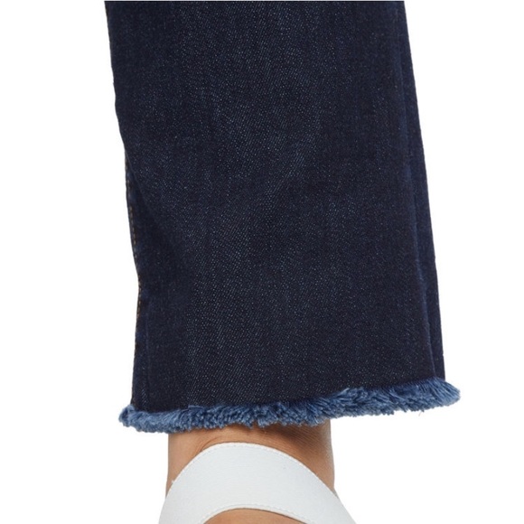 NWT a.n.a Straight Leg Raw Edge Ankle Jeans - Tall - Picture 4 of 5